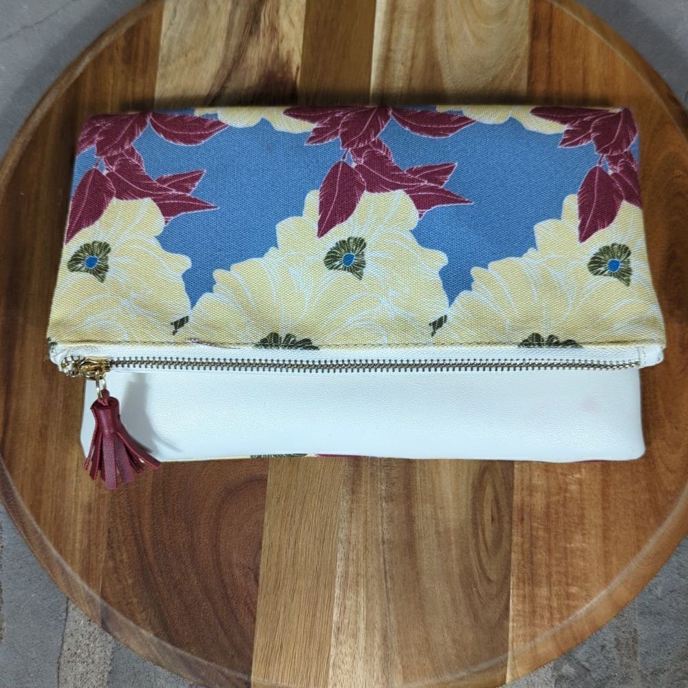 Rachel Pally Floral Canvas Cream Faux Leather Foldover Tassel Clutch Bag‎ Retro